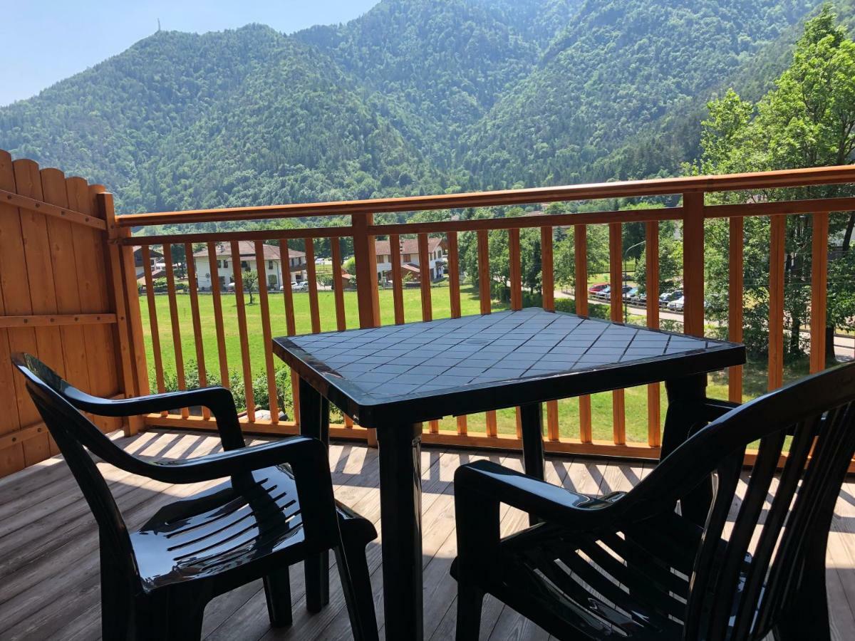 Alpieve Albergo Pieve Pieve Di Ledro Exterior foto